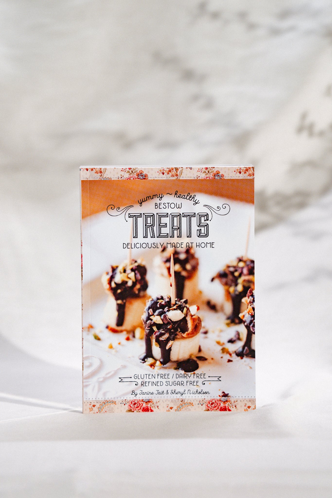 Bestow Treats I Recipe Book